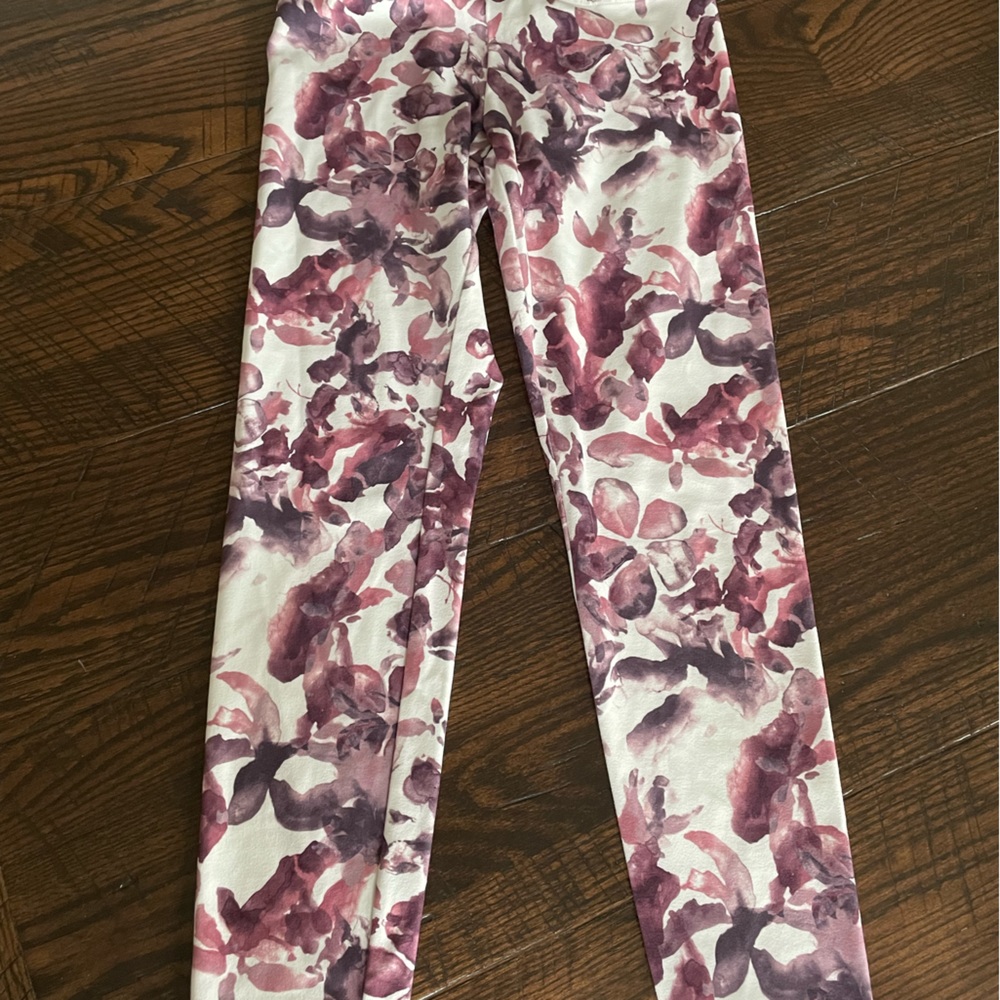 Beautiful Watercolor Floral Leggings